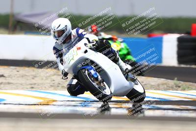 media/Jun-07-2025-TrackDaz (Sat) [[4413525952]]/A Group/1pm (Turn 1)/